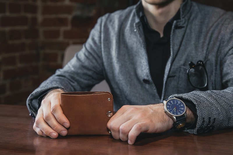 How to pick the best Luxury Leather Wallet for Your Style